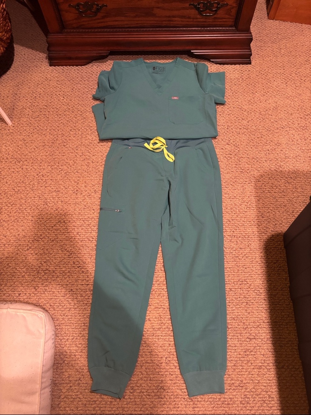 Figs scrub set size medium great condition